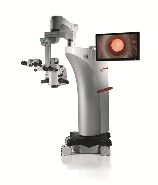 上位機種の新しい眼科手術顕微鏡を導入しました