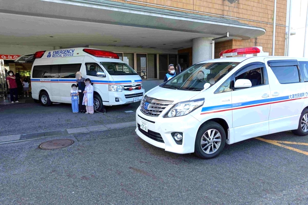 救急車見学・白衣記念撮影